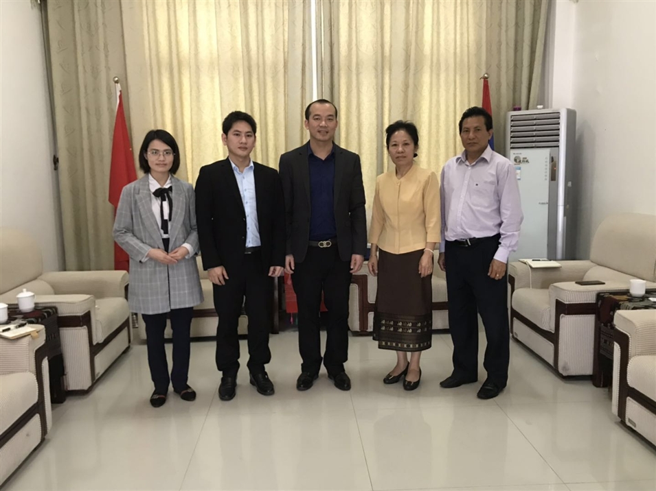 合影留念 合影留念